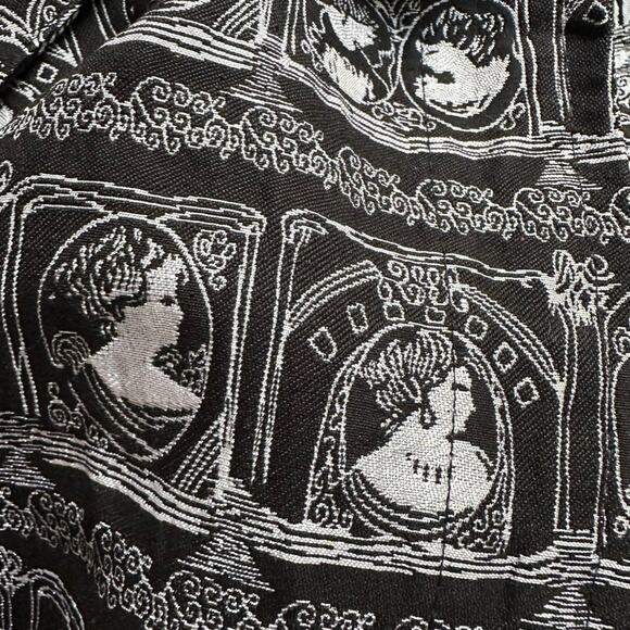 Chico’s Black Silver Silk Open Jacket Lady Vintage Cameo Print Artsy Museum - Picture 2 of 6
